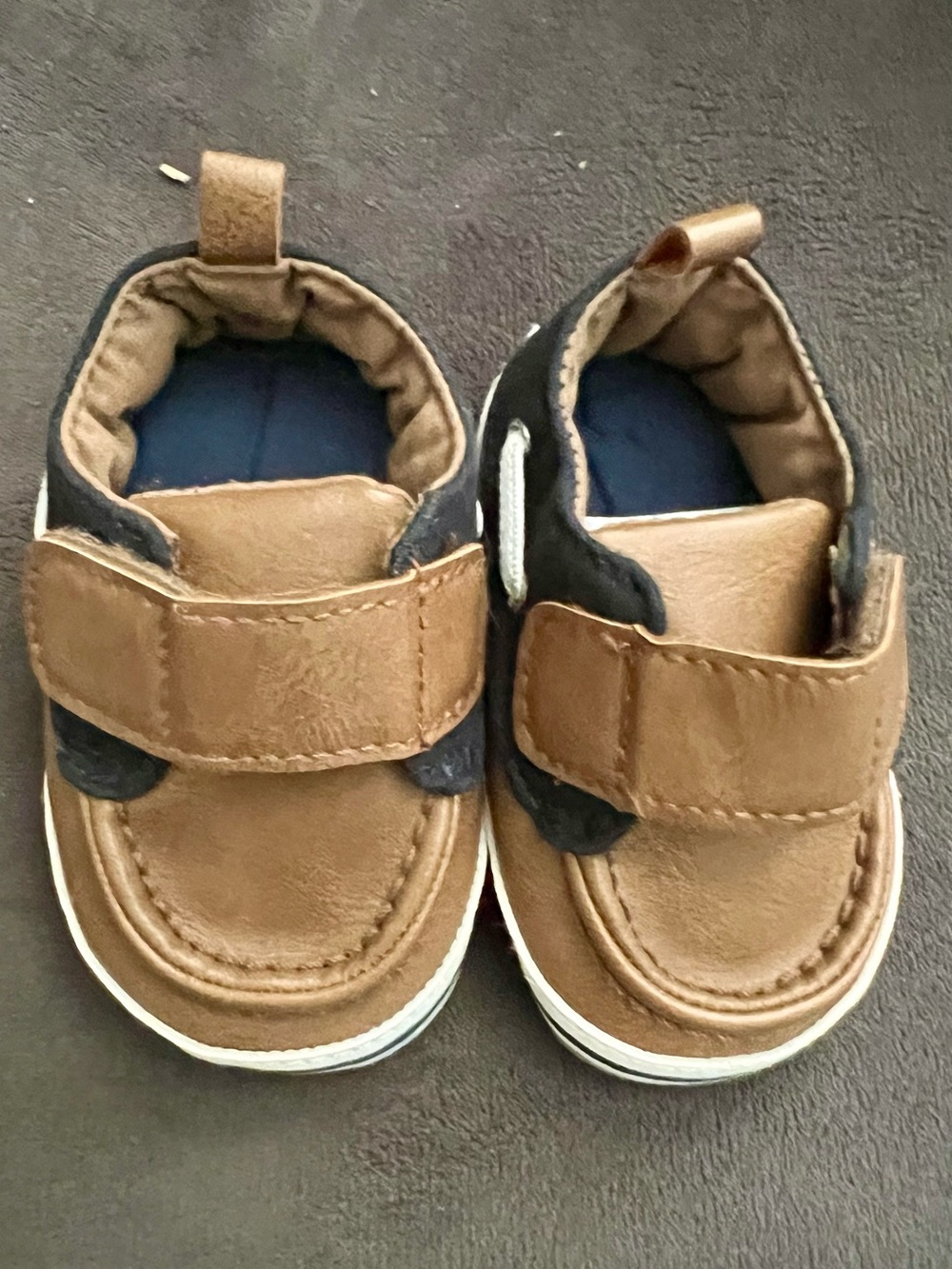 Just One You Carter’s Baby Boy Boat Shoes 3-6M Brown Navy - Picture 2 of 8
